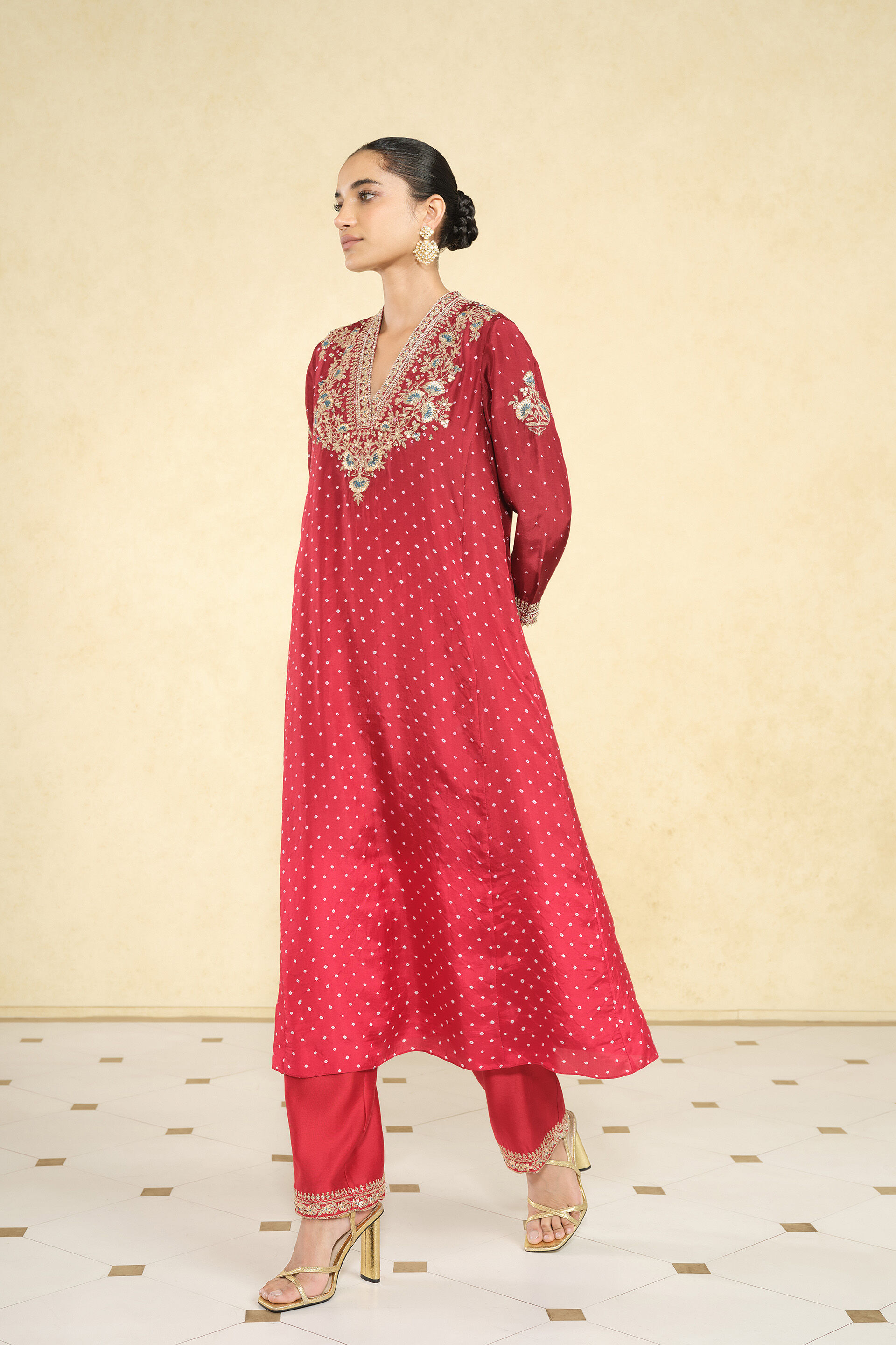 Gulsahro Handcrafted Bandhani Silk Kurta Set - Red, Red, image 4